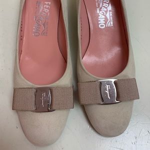 Salvatore Ferragamo Beige Bow Heels